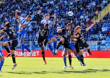 De olho no acesso para a Série A, Amazonas e Avaí jogam em Manaus