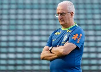 Eliminatórias: Dorival espera jogo complicado contra seleção peruana