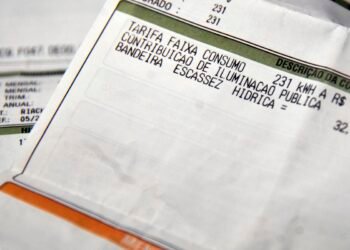 Conta de energia elétrica fica mais cara a partir de hoje