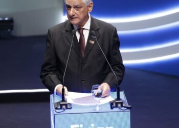 Empresário Luiz Césio Caetano assume presidência da Firjan