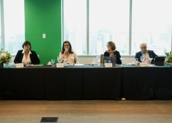 Gás natural ficará 1,41% mais barato em novembro, diz Petrobras