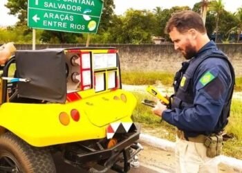 Baby Buggy com som ‘paredão’ é autuado pela PRF na Bahia