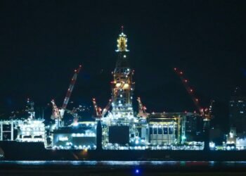 Petrobras produz 2,7 milhões de barris de petróleo no 3º trimestre