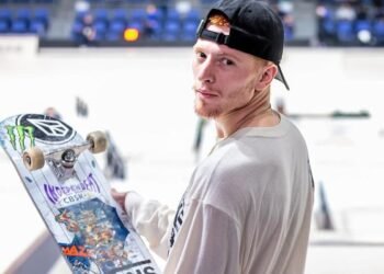 Skate street: Giovanni Vianna é prata e Rayssa fica em 4º em Sidney