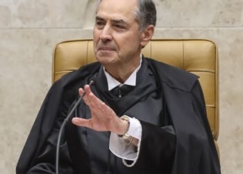 Barroso fala em perda de credibilidade aos que atacaram as urnas