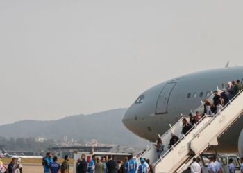Aeronave parte de SP para terceiro voo de repatriação de brasileiros