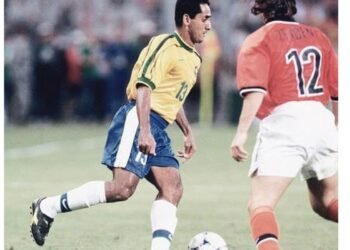 Morre Zé Carlos, ex-lateral do São Paulo e da Seleção Brasileira