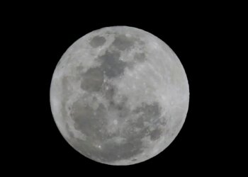 Maior superlua do ano pode ser vista nesta quinta-feira