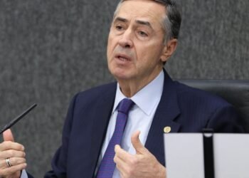 Notícias sobre plano golpista são estarrecedoras, avalia Barroso