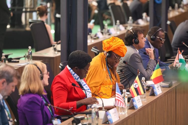 Rio de Janeiro (RJ), 17/11/2024 – Mesa do fórum de prefeitos do G20 (Urban 20), na zona portuária da capital fluminense. Foto: Tomaz Silva/Agência Brasil