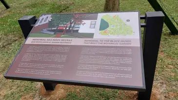 Rio de Janeiro (RJ), 29/11/2024 - Memorial das Mãos Negras no Jardim Botânico do Rio de Janeiro. Foto: Jardim Botânico do Rio de Janeiro/Divulgação
