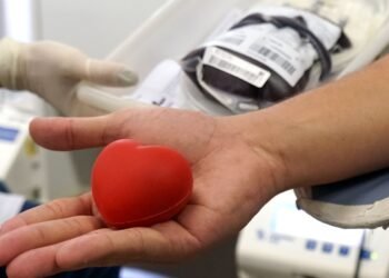 Hospitais federais do RJ fazem campanha para aumentar doação de sangue