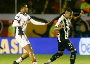 Botafogo tenta retomar vitórias para manter liderança do Brasileiro