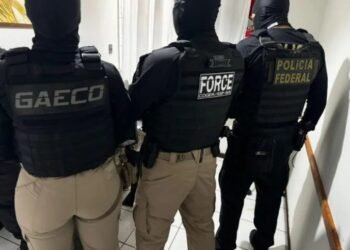 Preso advogado envolvido com grupo miliciano de deputado baiano