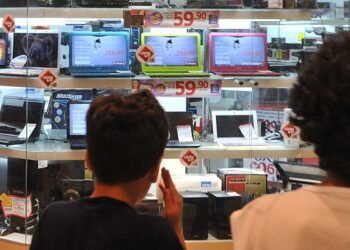 Correios lançam campanha para atender vendas da Black Friday