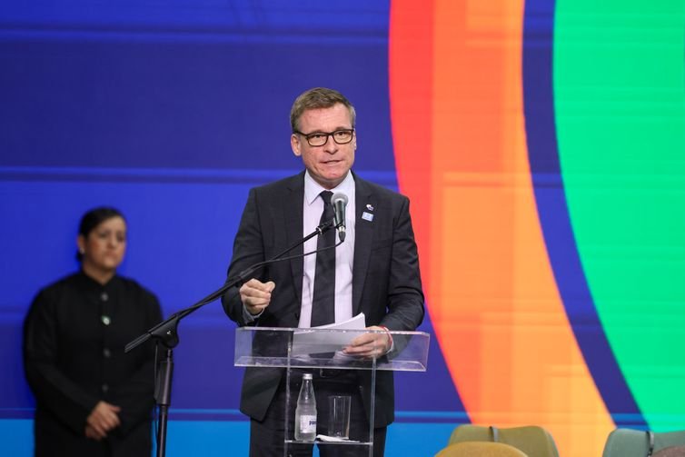 Rio de Janeiro (RJ), 16/11/2024 – O representante da sociedade civil internacional e presidente do Comitê Econômico e Social Europeu (CESE), Oliver Röpke durante mesa de encerramento das atividades do G20 Social, no Boulevard Olímpico na zona portuária da capital fluminense. Foto: Tomaz Silva/Agência Brasil