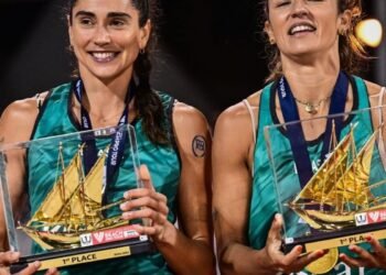 Bárbara e Carol anunciam fim da parceria no vôlei de praia após 3 anos