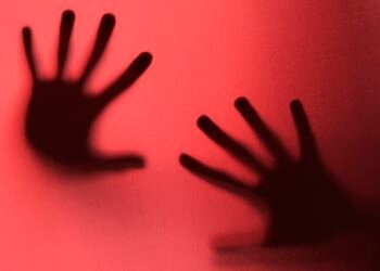 Duas em cada 10 brasileiras já sofreram ameaça de morte de parceiros