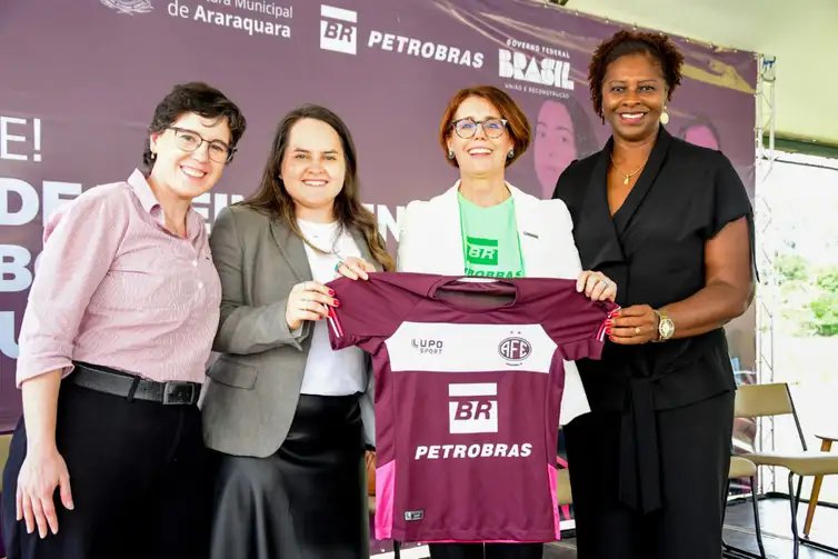 Rafael Zucco/Ferroviária/Direitos Reservados Ana Lorena Marche, Nuty Silveira, Clarice Coppetti e Roseli Gustavo - Ferroviária - fechamento do projeto do primeiro centro de treinamento de futebol feminino do Brasil