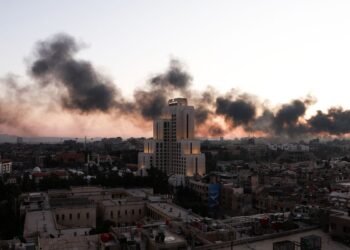 ONU cita “esperança cautelosa” após queda de Assad na Síria