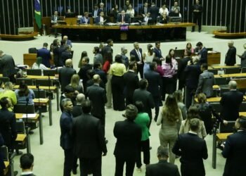 Congresso fará esforço concentrado para votar cortes, LDO e Orçamento