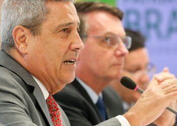 Polícia Federam prende Braga Netto