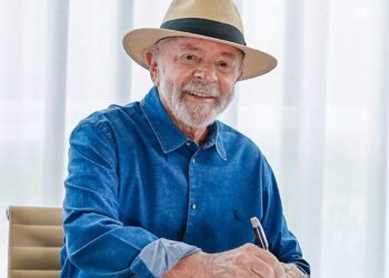 Discurso de Natal: Lula diz que economia é forte e vai cuidar do povo