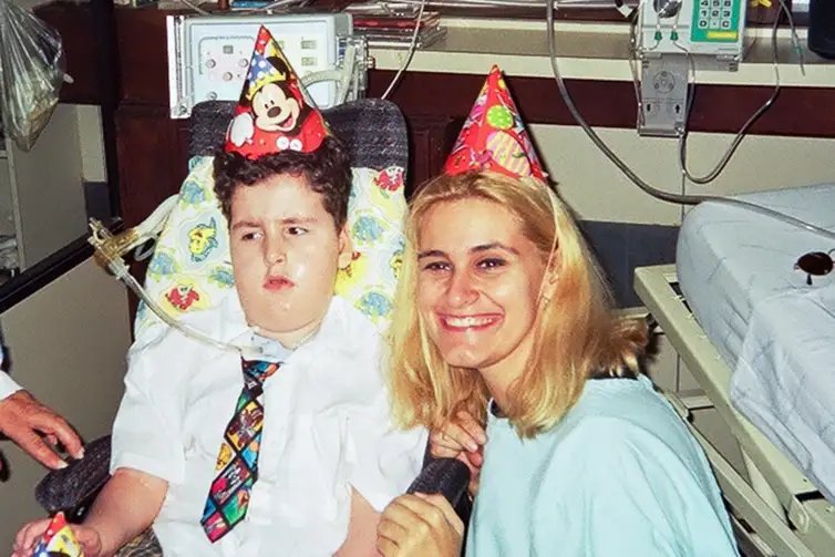 Crédito: Arquivo pessoal Rio de Janeiro – 09/12/2024 Organizações que atuam em defesa dos direitos de pessoas com Atrofia Muscular Espinhal (AME) cobram do Ministério da Saúde a publicação da atualização do Protocolo Clínico e Diretrizes Terapêuticas (PCDT) de AME. (Adriane e Fernando)
Crédito: Arquivo pessoal