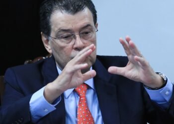 Reforma tributária vai zerar alíquota para medicamentos oncológicos