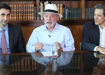 Lula diz que governo não vai interferir em nova gestão do BC