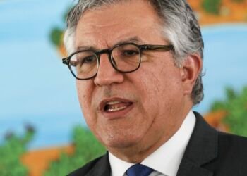 Padilha diz que internação de Lula não atrasará votações no Congresso