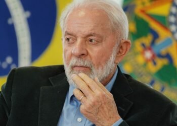 Lula indica 17 nomes para diretorias de nove agências reguladoras
