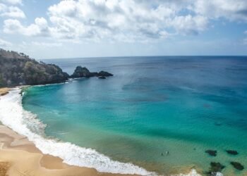 Fernando de Noronha: taxa de visitação sobe para R$ 101 por dia 