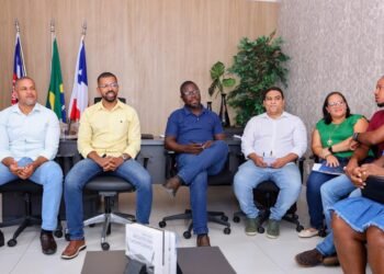 Prefeito Eriton Ramos se reúne com associações e sindicatos e diz que gestão será pautada pelo diálogo – Prefeitura Municipal de Candeias.