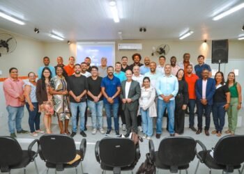 Prefeito Eriton Ramos reúne equipe técnica para elaborar ações dos próximos 100 dias – Prefeitura Municipal de Candeias.