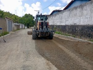 Rua da Fontinha, em Góes Calmon, é preparada para receber pavimentação asfáltica – Prefeitura de Simões Filho