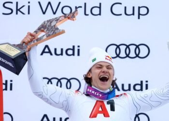 Lucas Pinheiro sobe ao pódio de novo na Copa do Mundo de esqui alpino