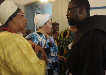 Pesquisa cataloga 27 anos de notícias sobre povos de terreiro