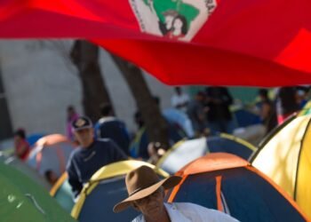 Duas pessoas são mortas e seis feridas em ataque a assentamento do MST