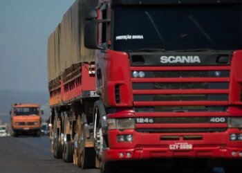 RJ aplica R$ 535 milhões em multas por transporte de carga irregular