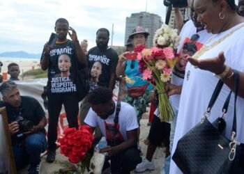 Restos mortais de congolês morto no Rio serão preservados