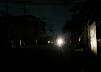 Procon-SP notifica Enel por interrupção prolongada de energia elétrica