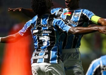 Copinha entra na reta final com definição dos semifinalistas