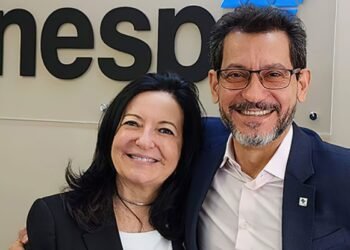 Maysa Furlan e Cesar Martins assumem reitoria e vice da Unesp
