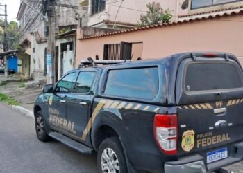 PF investiga troca de voto por vaga em fila do SUS em Queimados, no RJ