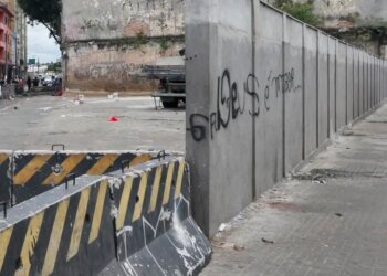 Termina nesta sexta prazo para prefeito explicar muro na Cracolândia