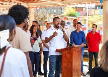 Em assinatura de OS prefeito anuncia reforma de todos os PSF’s da cidade – Prefeitura Municipal de Candeias.