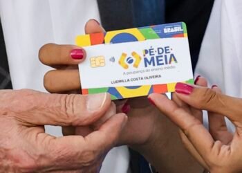 Saiba quem tem direito ao Pé-de-Meia