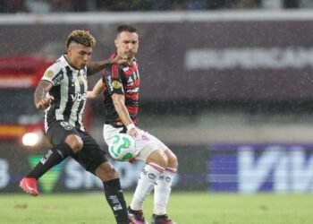 Flamengo e Botafogo se enfrentam mirando as semifinais do Carioca