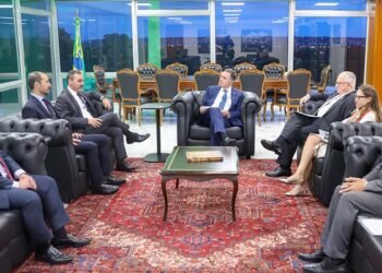 Combate ao crime organizado no Rio é tema de reunião entre STF e PF